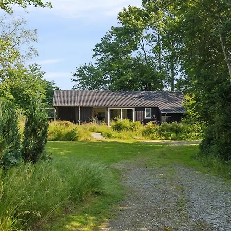 Hébergement de vacances Thora - 800m From The Sea By Interhome *